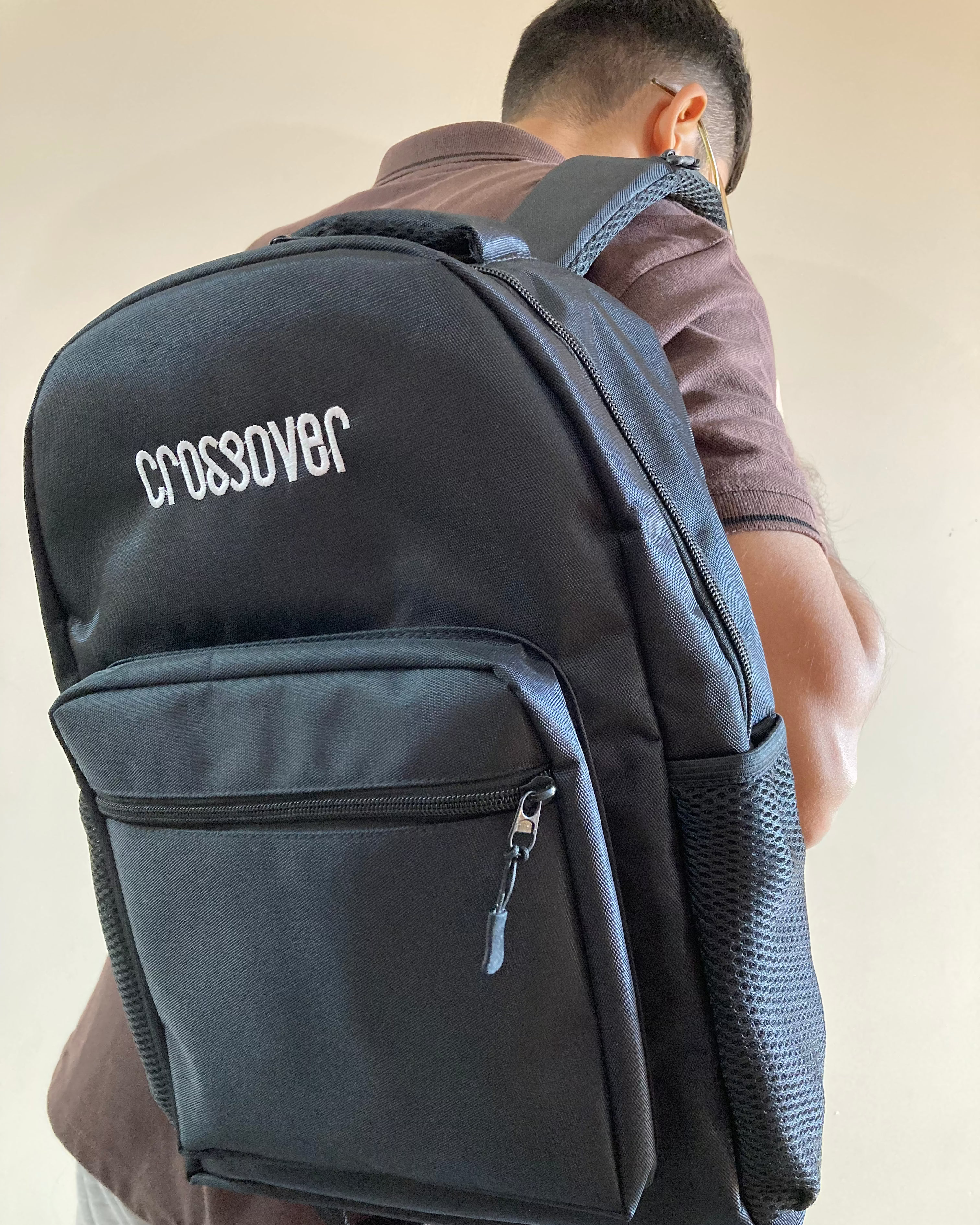 Crossover Classic 101 laptop bag top handle detail